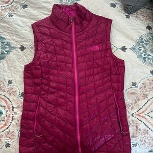 Dark pink North face Vest